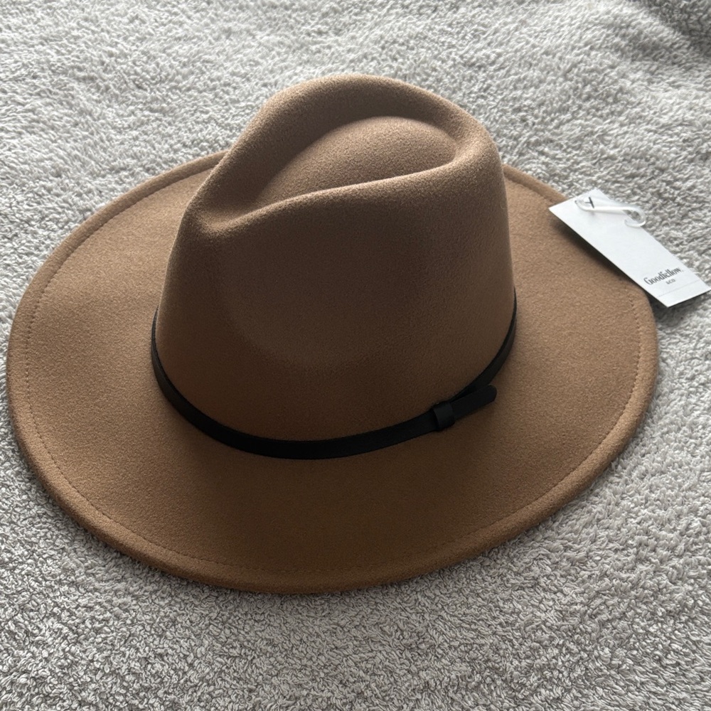 Goodfellow & Co Tan Fedora with Brown Band